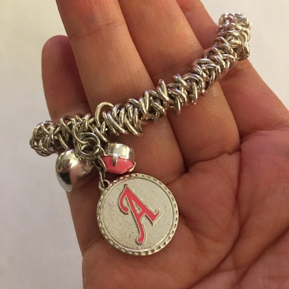 Stainless steel initial A stretchy bracelet - Picture 2 of 4